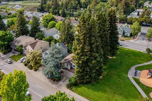 182 Wikiup Meadows Dr, Santa Rosa, CA 95403 - Photo 10