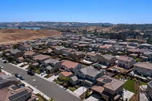 8879 Blue River Dr, Vallejo, CA 94591 - Photo 2