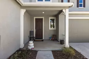 8879 Blue River Dr, Vallejo, CA 94591 - Photo 4