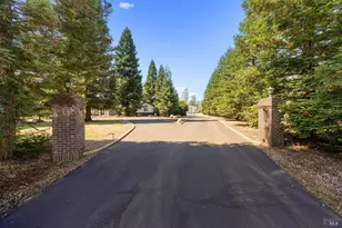 15947 Butterfield Ln, Anderson, CA 96007 - Photo 16