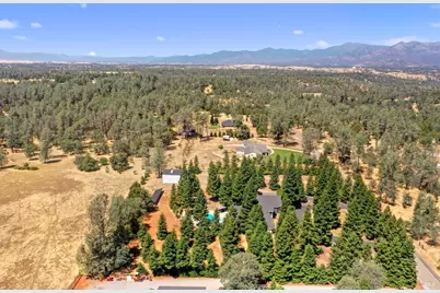 15947 Butterfield Lane, Anderson, CA 96007 - Photo 8