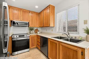 323 Harvest Ln, Santa Rosa, CA 95401 - Photo 6