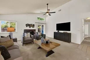 1034 Hickory Ave, Fairfield, CA 94533 - Photo 8