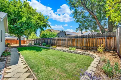 1034 Hickory Avenue, Fairfield, CA 94533 - Photo 40