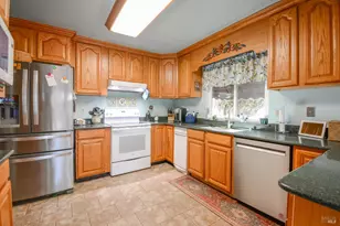 301 Ponderosa Dr, Vacaville, CA 95687 - Photo 8
