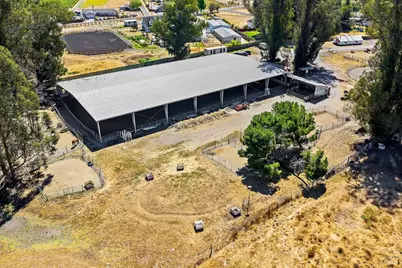 365 E Railroad Avenue, Cotati, CA 94931 - Photo 22