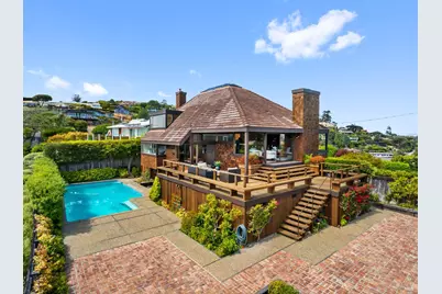 243 Loma Avenue, Tiburon, CA 94920 - Photo 2