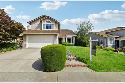 2474 Bay Hill Circle, Fairfield, CA 94534 - Photo 2