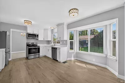 785 Dogwood Circle, Fairfield, CA 94533 - Photo 8