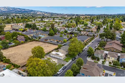 8270 Lancaster Drive, Cotati, CA 94931 - Photo 26