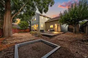 949 McNear Ave, Petaluma, CA 94952 - Photo 30