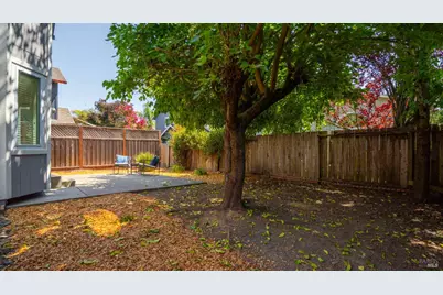 2070 Pinercrest Drive, Santa Rosa, CA 95403 - Photo 34