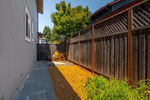 2070 Pinercrest Dr, Santa Rosa, CA 95403 - Photo 30