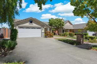 1633 Highland Cir, Fairfield, CA 94534 - Photo 1