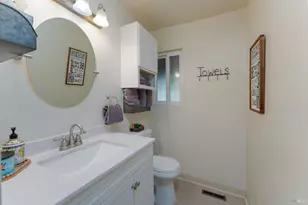 56 Mill Creek Dr, Willits, CA 95490 - Photo 10