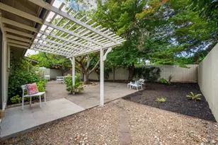 1703 Crinella Dr, Saint Helena, CA 94574 - Photo 24