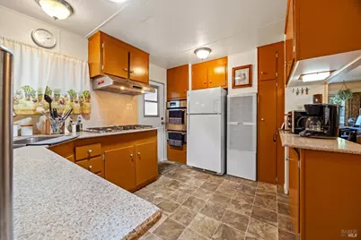 2525 Flosden Road #18, American Canyon, CA 94503 - Photo 2