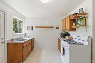 1614 Russell St, Berkeley, CA 94703 - Photo 12