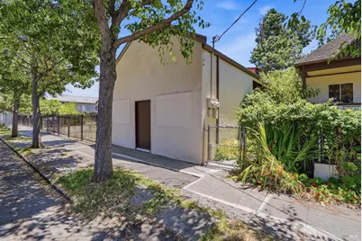 1614 Russell Street, Berkeley, CA 94703 - Photo 48