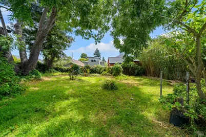 1614 Russell Street, Berkeley, CA 94703 - Photo 2