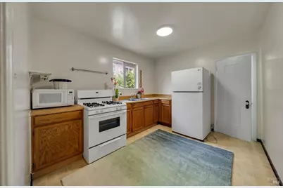 1614 Russell Street, Berkeley, CA 94703 - Photo 22
