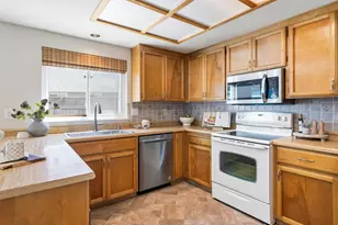 846 Winton Dr, Petaluma, CA 94954 - Photo 8