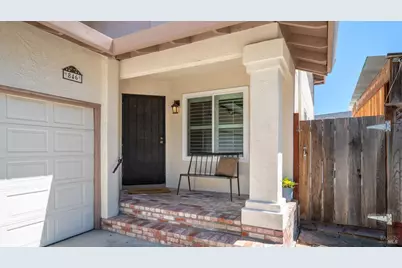 846 Winton Drive, Petaluma, CA 94954 - Photo 2