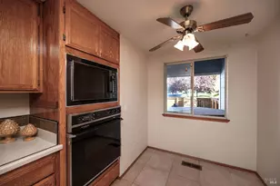 9492 Lakewood Dr, Windsor, CA 95492 - Photo 10