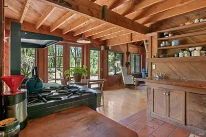 17777 Willow Creek Road, Occidental, CA 95465 - Photo 10