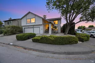 1702 Capistrano Dr, Petaluma, CA 94954 - Photo 1