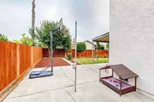 1702 Capistrano Dr, Petaluma, CA 94954 - Photo 62