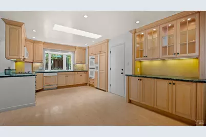 31 Briarwood Drive, San Rafael, CA 94901 - Photo 8