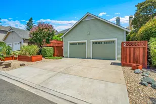 718 W K St, Benicia, CA 94510 - Photo 50
