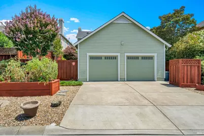 718 West K Street, Benicia, CA 94510 - Photo 48