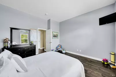 718 West K Street, Benicia, CA 94510 - Photo 20