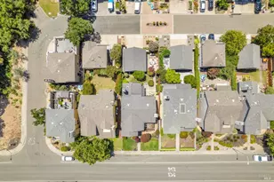 718 W K St, Benicia, CA 94510 - Photo 54