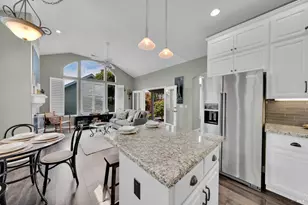 718 W K St, Benicia, CA 94510 - Photo 12