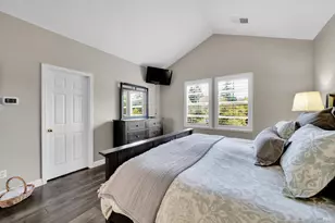 718 W K St, Benicia, CA 94510 - Photo 34