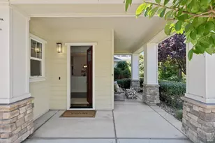1039 Birkdale Dr, Napa, CA 94559 - Photo 2