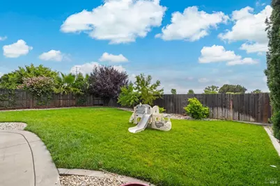 453 Shannon Drive, Vacaville, CA 95688 - Photo 34