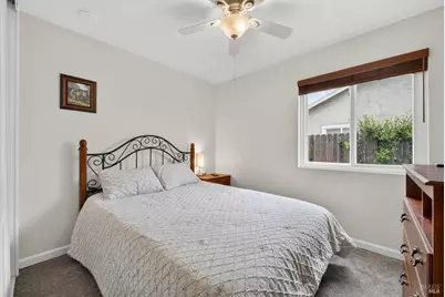 453 Shannon Drive, Vacaville, CA 95688 - Photo 12