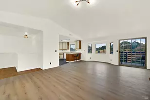 143 Creekview Dr, Vallejo, CA 94591 - Photo 10