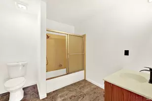 143 Creekview Dr, Vallejo, CA 94591 - Photo 26