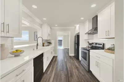 244 Baker Street, Benicia, CA 94510 - Photo 28