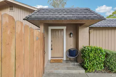 1140 Grove Circle, Benicia, CA 94510 - Photo 4