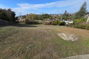 161 Serra Dr, Vallejo, CA 94590 - Photo 1