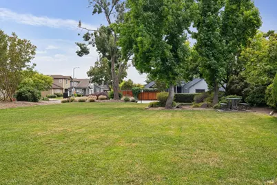 1455 Capri Avenue, Petaluma, CA 94954 - Photo 4
