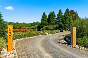 531 Limerick Ln, Healdsburg, CA 95448 - Photo 2