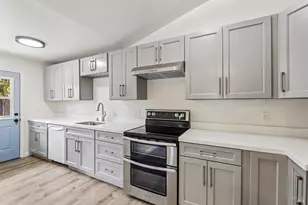 1652 Voorhees Cir, Saint Helena, CA 94574 - Photo 12