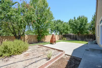 613 Edenderry Drive, Vacaville, CA 95688 - Photo 40